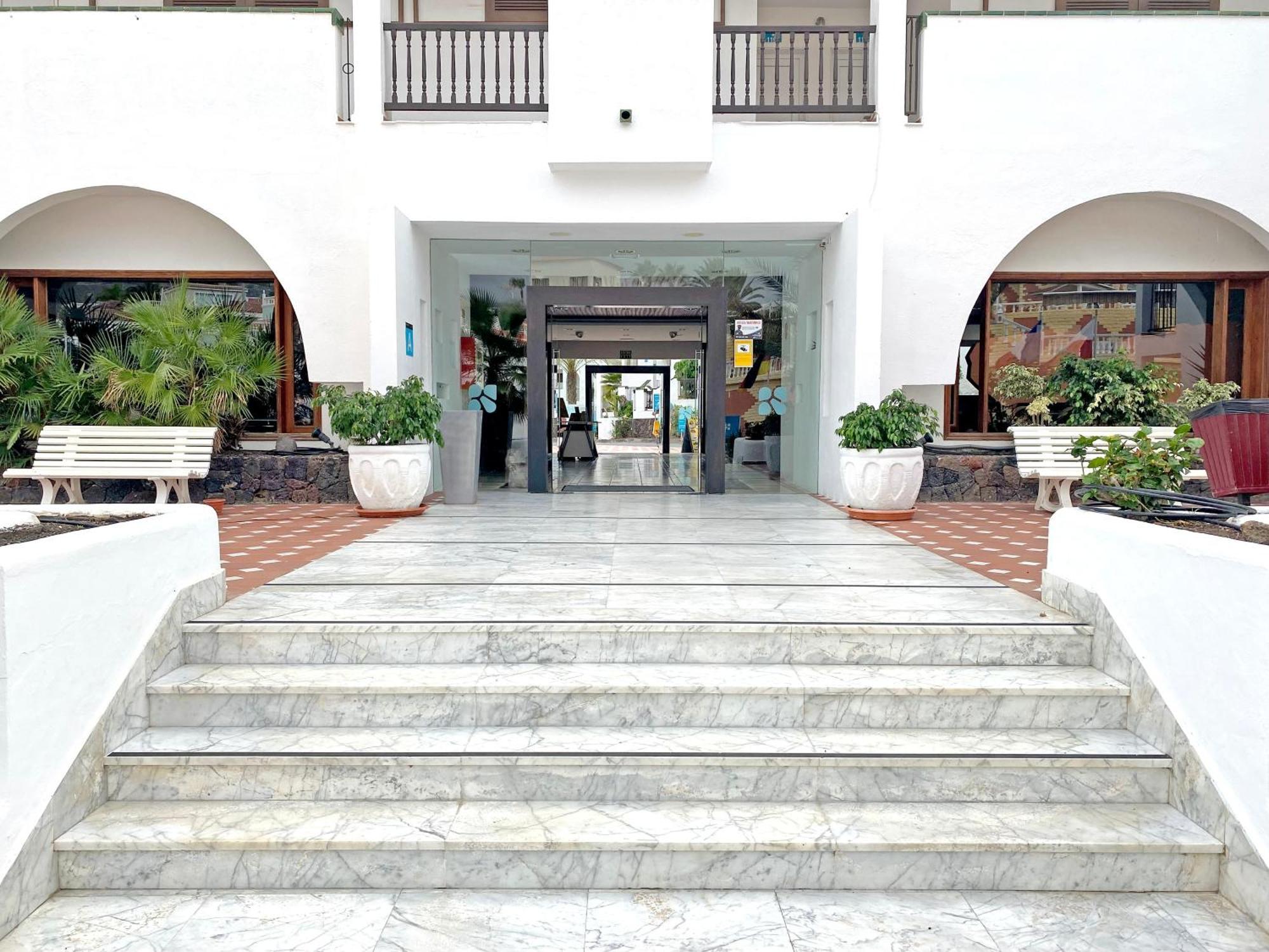 Apartahotel Blue Sea Callao Garden 3*
