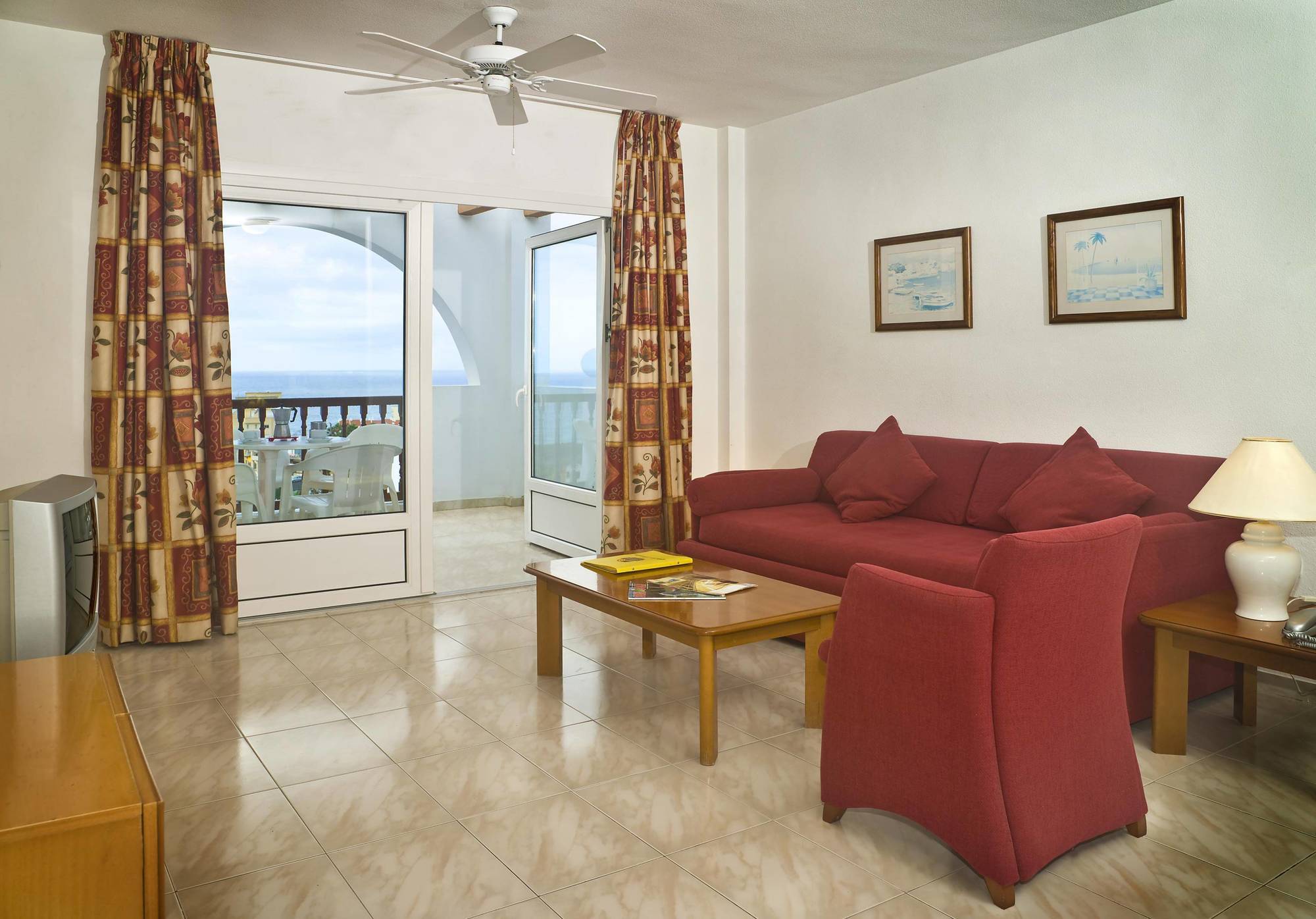 Aparthotel Live Blue Sea Callao Garden